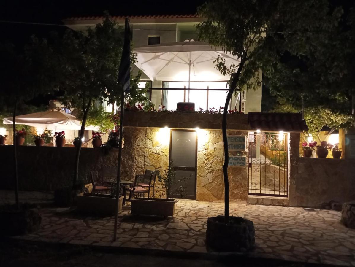 Xenonas Κithαiron Hotel Vília Exterior foto