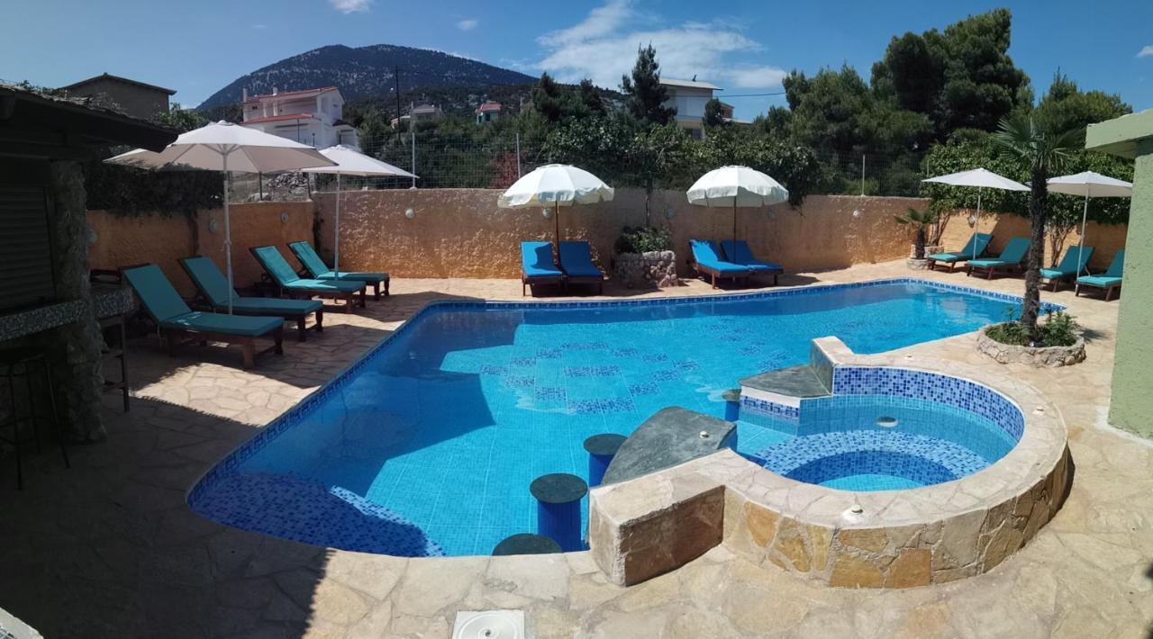 Xenonas Κithαiron Hotel Vília Exterior foto